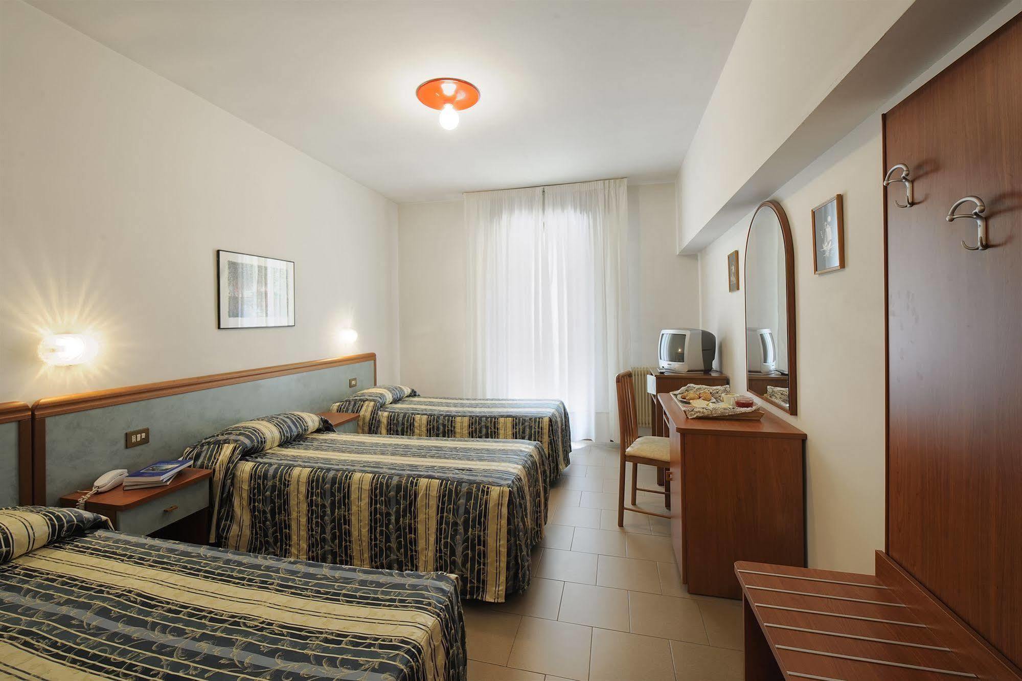 Hotel Bertusi Porretta Terme Kültér fotó