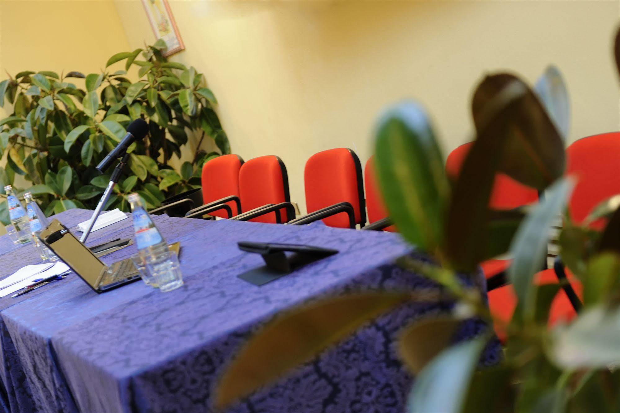 Hotel Bertusi Porretta Terme Kültér fotó