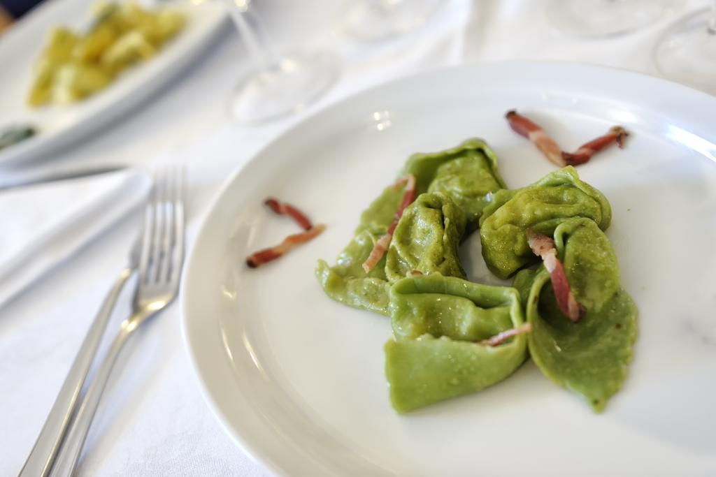 Hotel Bertusi Porretta Terme Kültér fotó