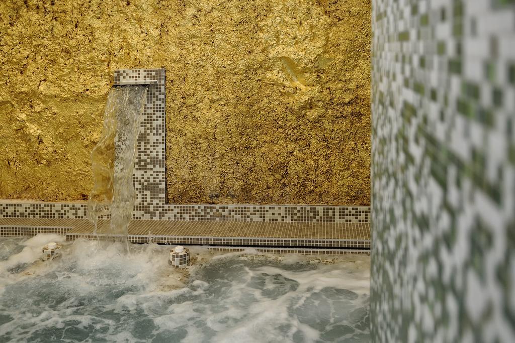 Hotel Bertusi Porretta Terme Kültér fotó
